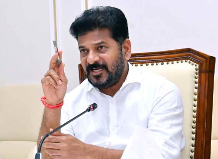 Telangana CM Revanth Reddy Calls for Police Upgrade to Fight Cybercrime And Drugs