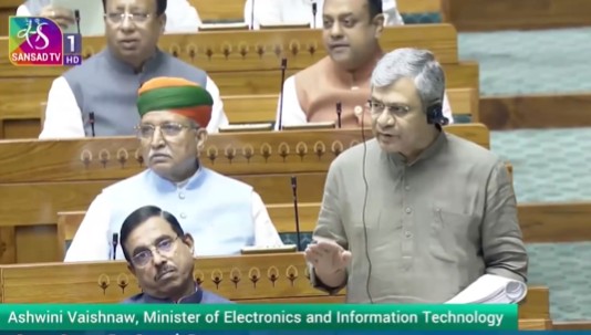 रेल मंत्री अश्विनी वैष्णव ने कहा, देश में स्वचालित ट्रेन सुरक्षा प्रणाली-कवच पर तेजी से हो रहा काम