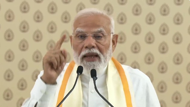 प्रधानमंत्री मोदी ने कोच्चि में मछुआरा समुदाय के कल्याण के प्रति सरकार की प्रतिबद्धता दोहराई