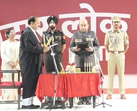 सेवानिवृत्त लेफ्टिनेंट जनरल सैयद अता हसनैन ने बिहार के 43वें राज्यपाल के रूप में शपथ ली