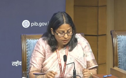 सरकार ने कच्चे तेल की आपूर्ति को सामान्य बताया