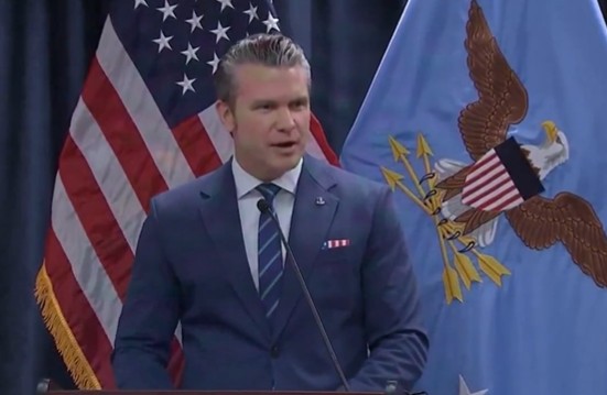 अमरीका के रक्षामंत्री पीट हेगसेथ की ईरान को चेतावनी, सबसे बड़े हमले का करना पड़ेगा सामना