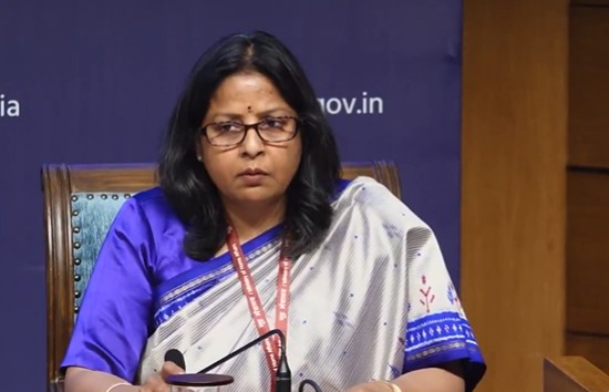 पेट्रोल और डीजल के दाम में कोई बढोतरी नहीं, अफवाहों पर ध्‍यान ना दें: संयुक्‍त सचिव सुजाता शर्मा