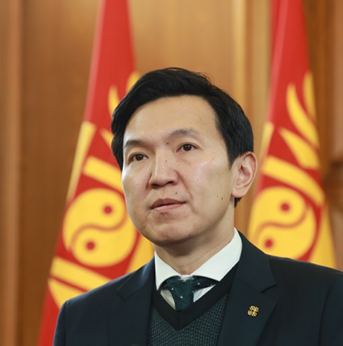 मंगोलिया में, उचरल न्याम-ओसोर नए प्रधानमंत्री चुने गए