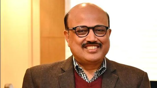 Secretary of MoCI, Rajesh Agrawal, holds meeting in Cameroon with members of European Parliament delegation