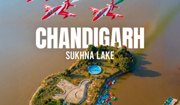 भारतीय वायु सेना के सूर्य किरण एरोबेटिक डिस्प्ले ने हवाई कौशल का शानदार प्रदर्शन किया