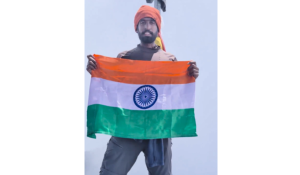 भूपतिराजु अनमिश वर्मा ने सात ज्वालामुखी चोटियों पर सबसे तेज चढ़ाई का गिनीज वर्ल्ड रिकॉर्ड बनाया