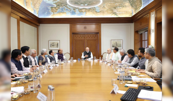 पश्चिम एशिया में जारी तनाव के बीच प्रधानमंत्री नरेन्द्र मोदी ने की सीसीएस बैठक की समीक्षा