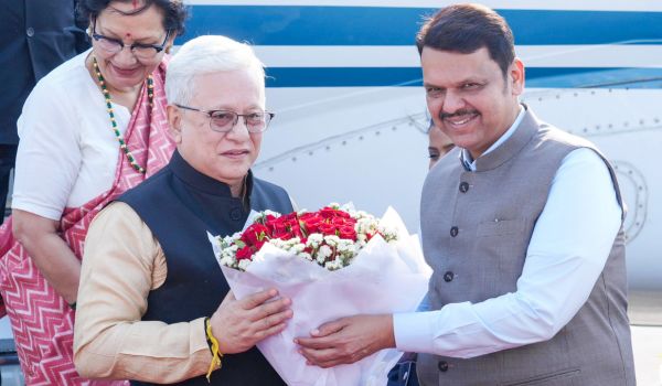 CM Fadnavis Welcomes Newly appointed Governor Mr. Jishnu Dev Varma at Mumbai Airport