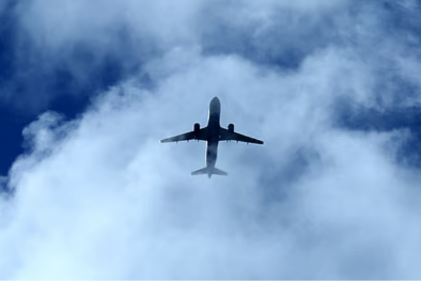 Eknath Shinde Arranges Two Special Flights to Bring Back 164 Stranded in Dubai 