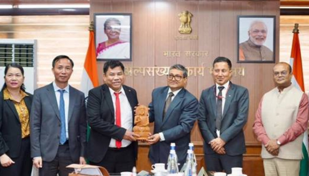 Deputy Minister of MERA of Vietnam, Y. Thong, calls on Secretary of MoMA Dr Chandra Shekhar Kumar