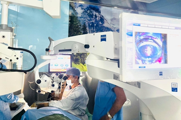 New Delhi’s Army Hospital Achieves Global Milestone in Minimally Invasive Glaucoma Surgery with aqueous angiography
