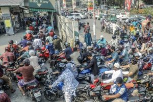 Bangladesh: Fuel shortage may force petrol pump shutdowns across country, owners warn
