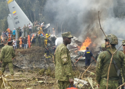 Military Transport Plane Crashes in Southwestern Colombia, 77 Rescued