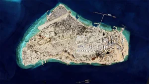 अमरीका ने ईरान के खर्ग द्वीप पर भीषण बमबारी की, द्वीप पर मौजूद सभी सैन्य ठिकाने पूरी तरह नष्ट करने का दावा किया