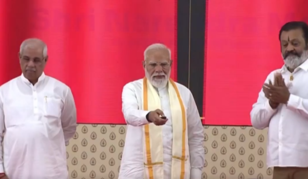 PM Modi Launches Multiple Development Projects worth 11,000 Crore Rupees in Ernakulum, Kerala