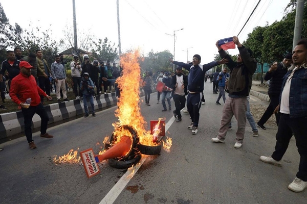 CPN-UML Cadres Protest in Kathmandu Valley After Arrest of KP Sharma Oli