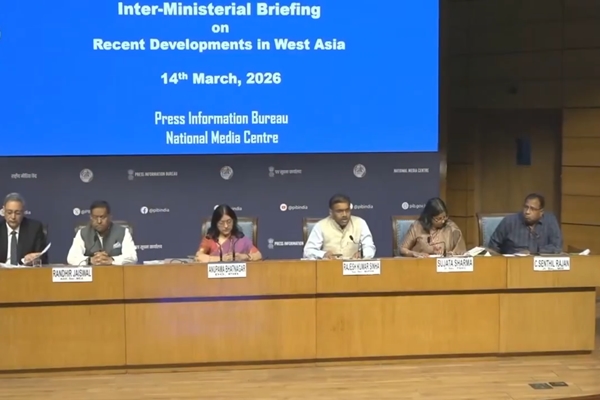 Two Indian vessels carrying over 92 thousand metric tonnes of LPG cross Strait of Hormuz; Expected to reach Gujarat ports early next week