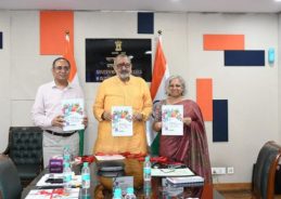 India’s textile sector has potential to lead global transition towards sustainable production systems: Union Minister Giriraj Singh