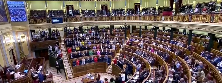 ईरान पर हमलों में शामिल अमरीकी विमानों के लिए स्पेन ने बंद किया अपना हवाई क्षेत्र