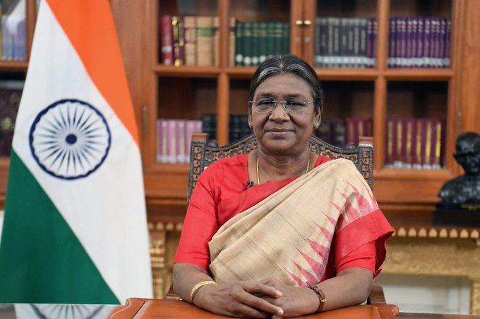 রাষ্ট্রপতি দ্রৌপদী মুর্মুর আজ হিমাচল প্রদেশের রোটাং এ অটল টানেলের পূর্ব নির্ধারিত সফর খারাপ আবহাওয়ার কারণে বাতিল করা হয়েছে।