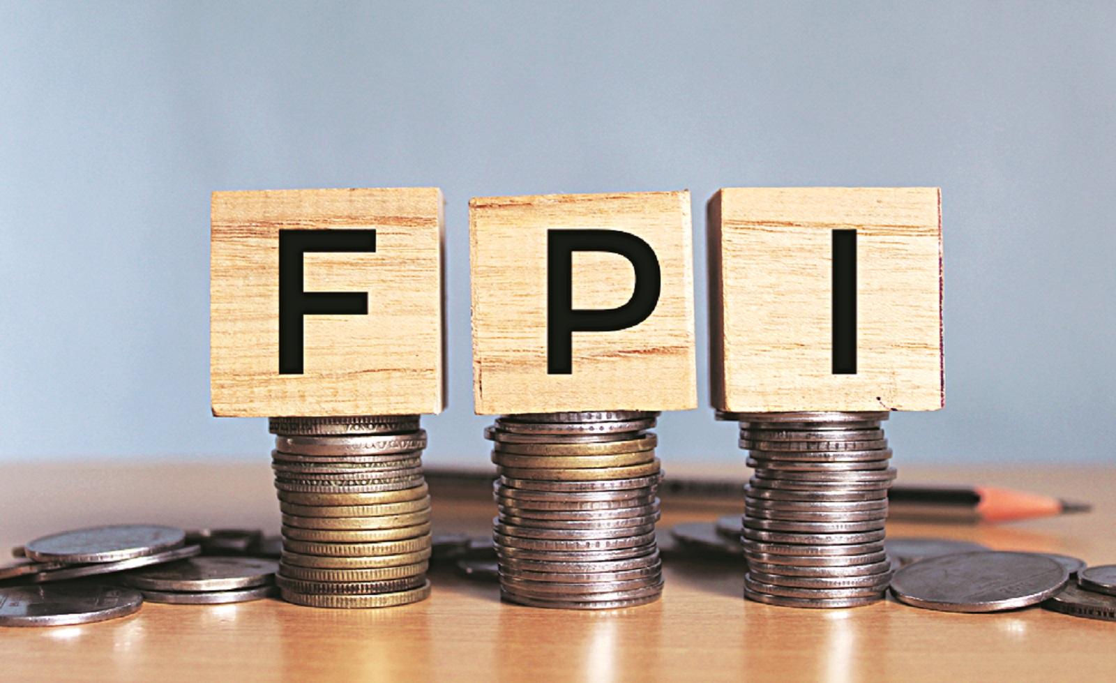 FPIs Sell Indian Equities Worth ₹43,967 Crore So Far in April