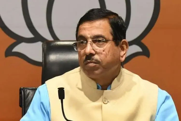भारत ने गैर-जीवाश्म ईंधन से 50% बिजली का लक्ष्य पांच साल पहले हासिल किया:  ऊर्जा मंत्री प्रहलाद जोशी