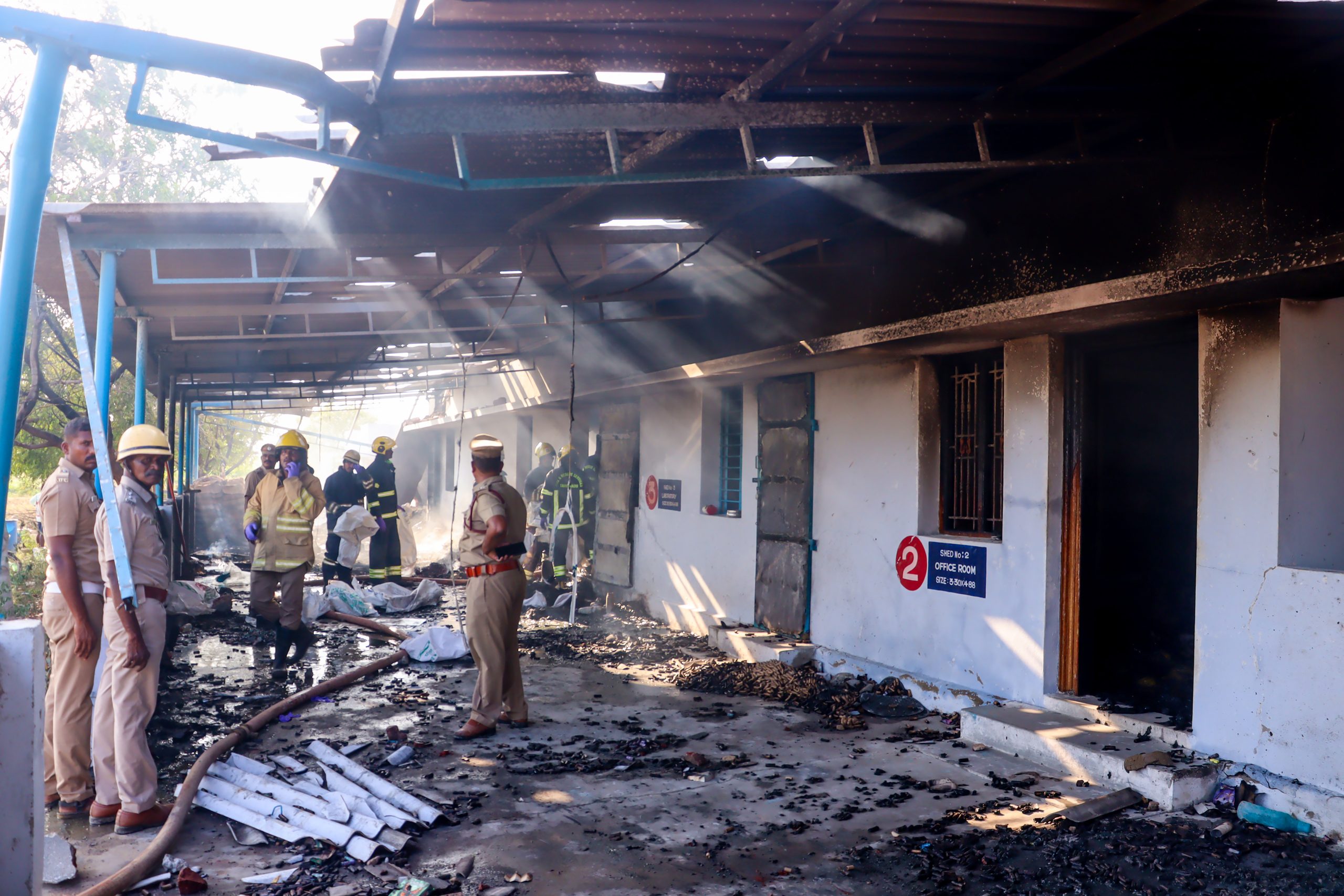 तमिलनाडु के पटाखा फैक्ट्री विस्फोट, 21 की मौत