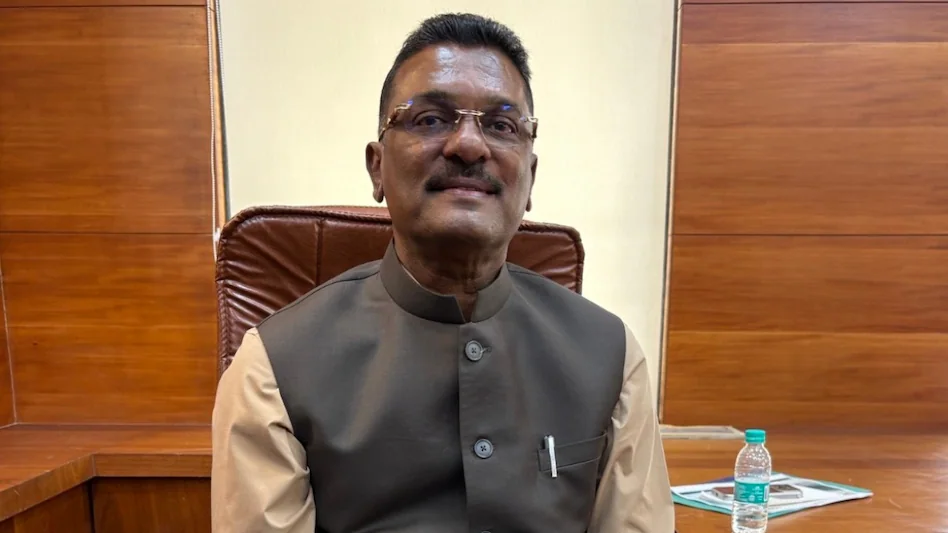 ऑटो-टैक्सी चालकों के लिए मराठी अनिवार्यता का फैसला स्थगित: महाराष्ट्र परिवहन मंत्री