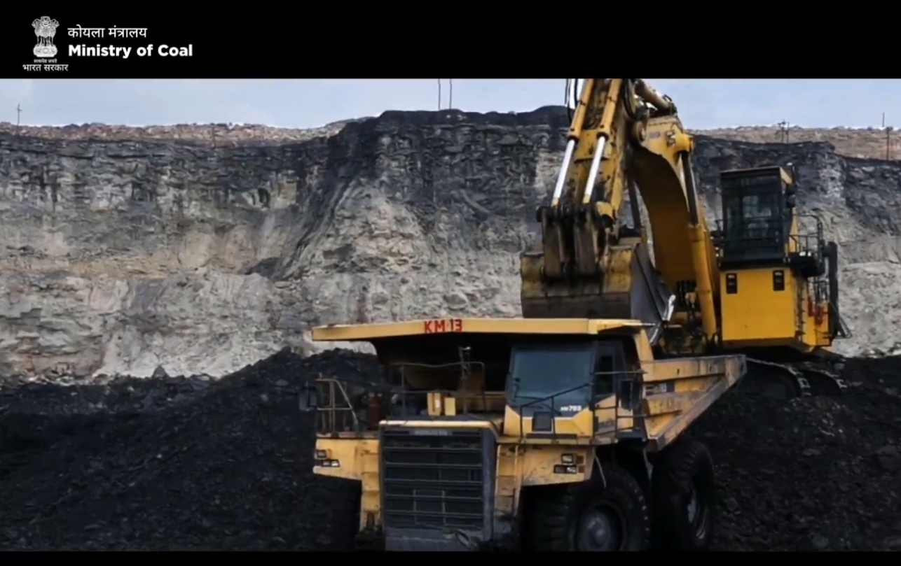 देश ने वित्त वर्ष 2025-26 में कैप्टिव और वाणिज्यिक खदानों से 210.46 मिलियन टन कोयले का उत्पादन दर्ज किया