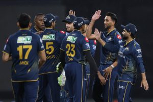 आईपीएल: पंजाब किंग्स ने गुजरात टाइटन्स को तीन विकेट से हराया