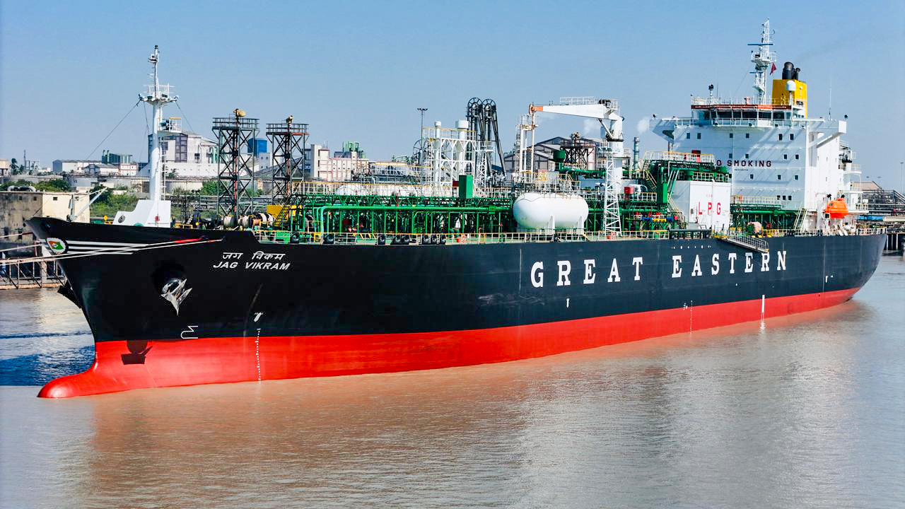 Indian-flagged vessel Jag Vikram reaches Deendayal Port with 20,400 metric tons of LPG