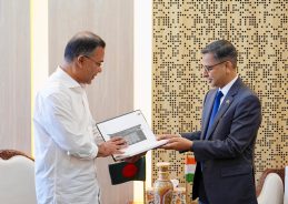 High Commissioner of India to Bangladesh Pranay Verma pays courtesy call to Bangladeshi PM Tarique Rahman