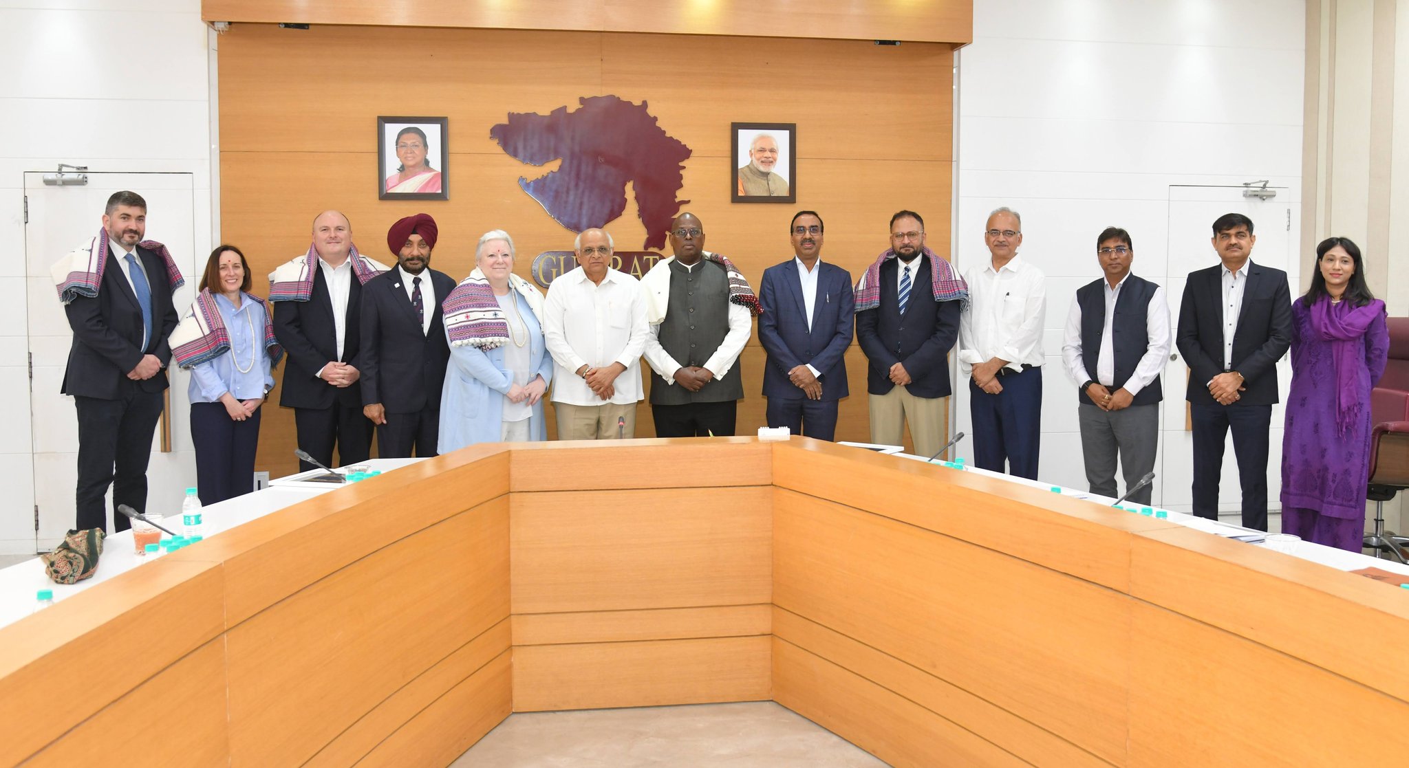 राष्ट्रमंडल खेल महासंघ का उच्च स्तरीय प्रतिनिधिमंडल 2030 के राष्ट्रमंडल खेलों की तैयारियों का निरीक्षण करने गुजरात दौरे पहुंचा