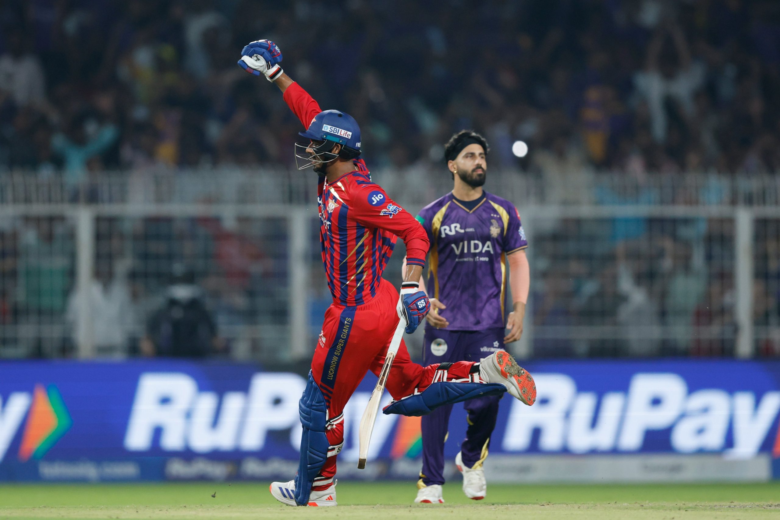 आईपीएल: लखनऊ सुपर जाएंट्स ने कोलकाता नाइट राइडर्स को तीन विकेट से हराया