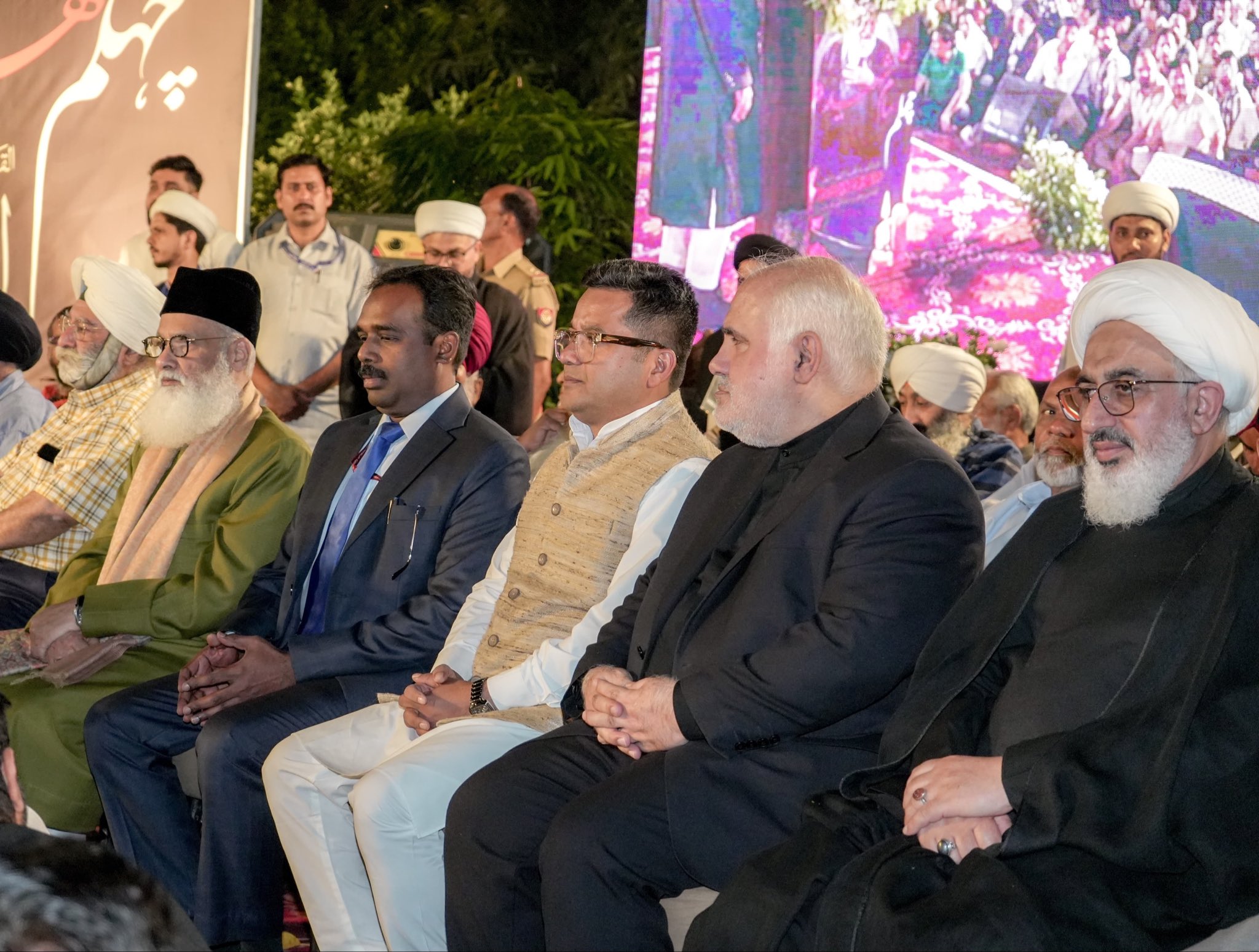 नई दिल्ली में ईरानी दूतावास के शोक समारोह में विदेश राज्य मंत्री पबित्रा मार्गेरिटा ने भारत सरकार की ओर से श्रद्धांजलि अर्पित की