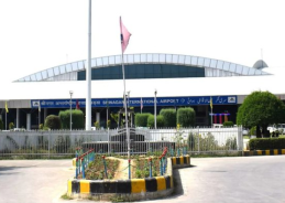 US tourists detained in Jammu & Kashmir after satellite phone recovered from their luggage