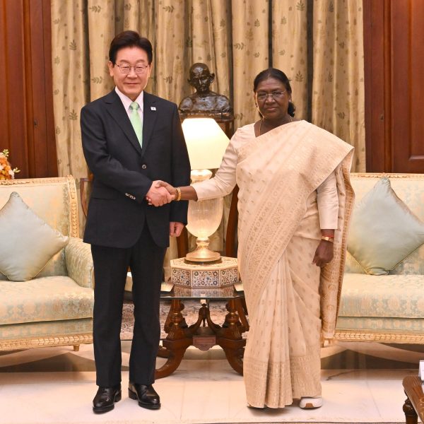 India and Korea should explore opportunities for cooperation in green and clean energy: President Murmu 