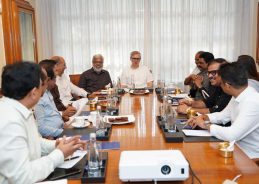 CM Omar Abdullah Interacts with Filmmakers, Promotes Jammu & Kashmir as Film Destination