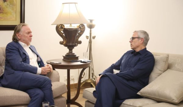 Australian High Commissioner Philip Green meets J&K CM Abdullah, discusses agriculture cooperation