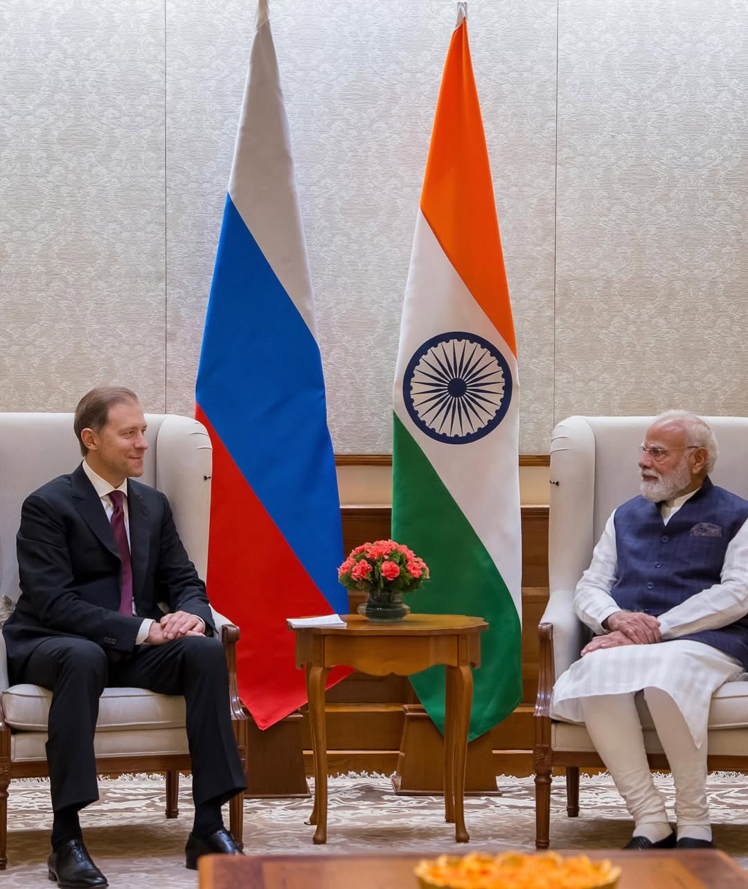 First Deputy PM of Russia, Denis Manturov, calls on PM Modi