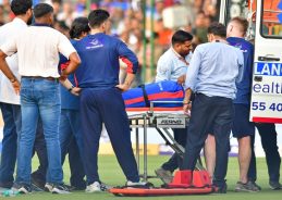 Delhi Capitals Pacer Lungi Ngidi Taken Off Field in Ambulance After Head Injury