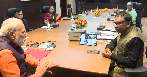 Tamil Nadu: PM Narendra Modi meets music composer Ramesh Vinayakam and his family in Chennai