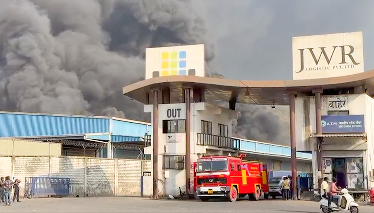 No casualty reported in fire broke out at chemical warehouse of JWR Logistics in Panvel, Maharashtra