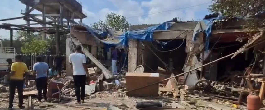 दादरा नगर हवेली में गैस सिलेंडर गोदाम में भीषण विस्फोट, चार की मौत और चार घायल