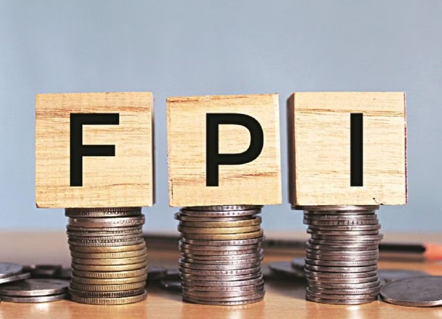 अप्रैल के पहले दो सत्रों में विदेशी पोर्टफोलियो निवेशकों ने भारतीय बाजार से 19,837 करोड़ रुपये निकाले