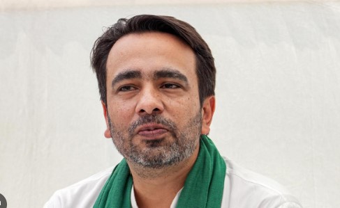 Union Minister Jayant Chaudhary visits SCERT in Pune