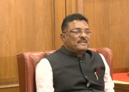 Maharashtra postpones mandatory Marathi-speaking rule for drivers