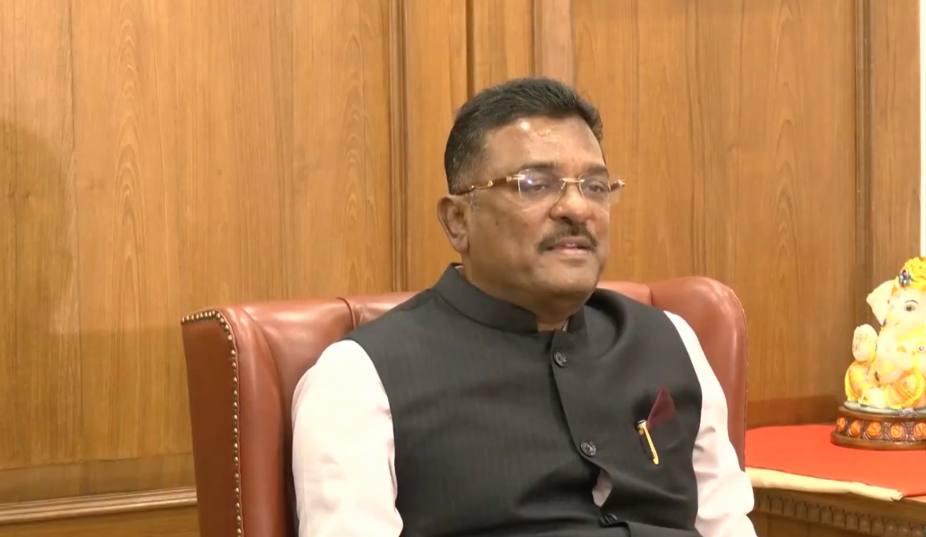 Maharashtra postpones mandatory Marathi-speaking rule for drivers