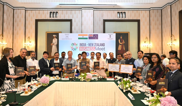 भारत और न्यूजीलैंड के बीच नई दिल्‍ली में मुक्‍त व्‍यापार समझौते पर हस्‍ताक्षर
